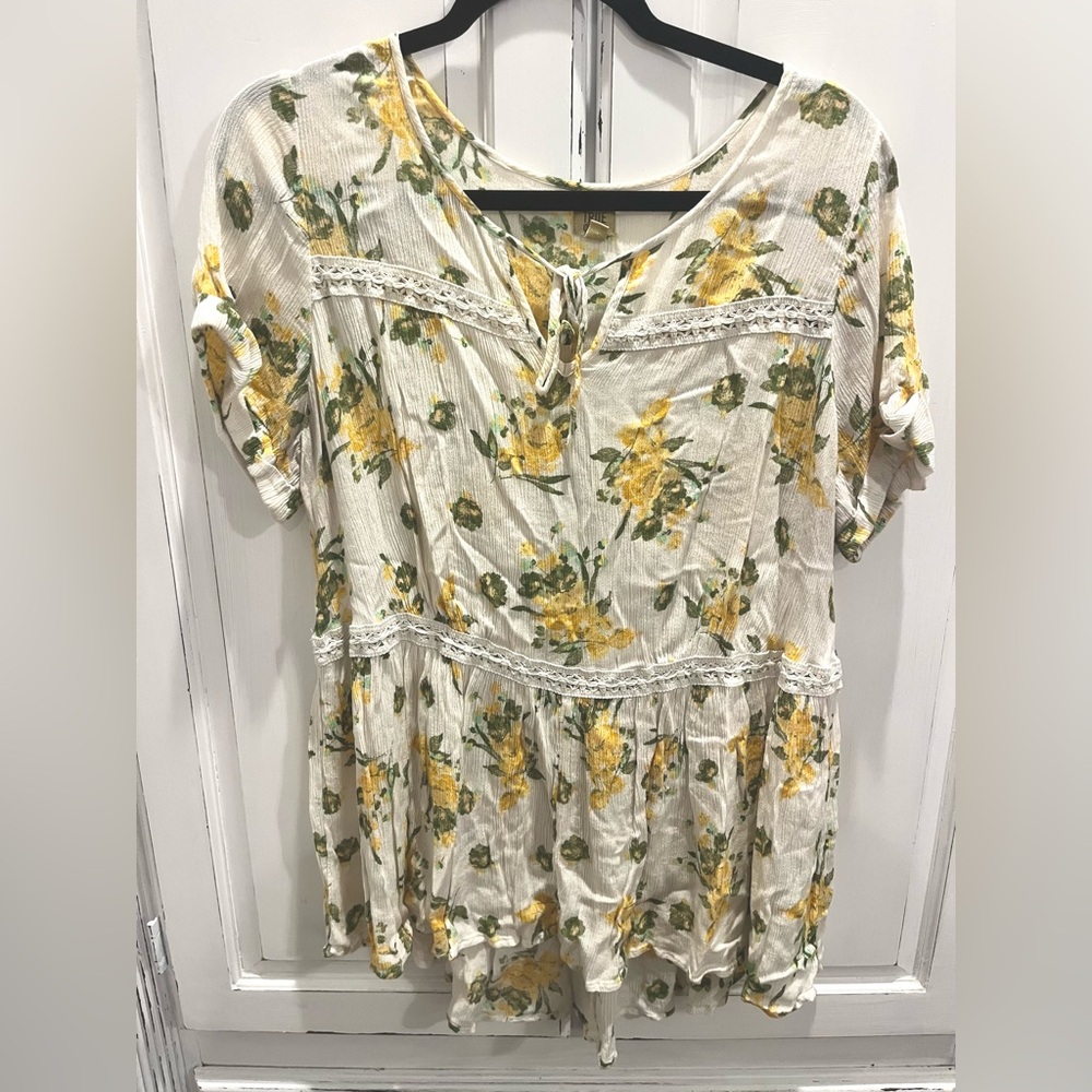 Floral Print Women's Top - white and Yellow